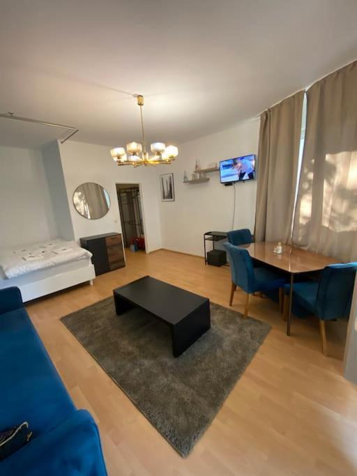 Apartment With Balcony เบอร์ลิน ภายนอก รูปภาพ